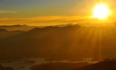 Adam Peak Adventure Trips