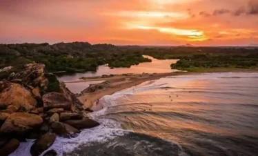 Arugam Bay Beach Trips