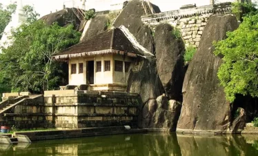 Isurumuniya Temple Trips