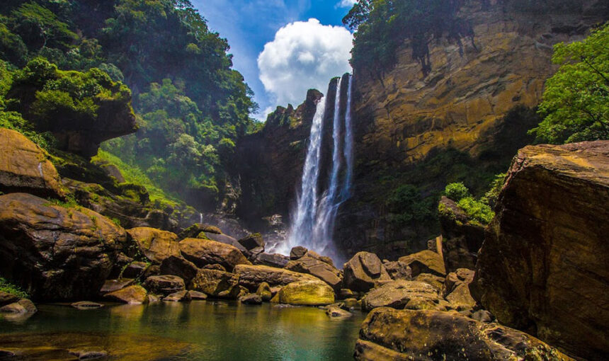 Laxapana Falls