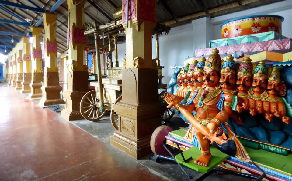 Sri Munneswaram Kovil Tour