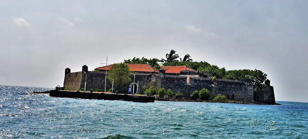 Fort Hammenhiel Tours