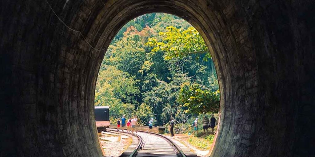 Nine Arches Bridge Trips