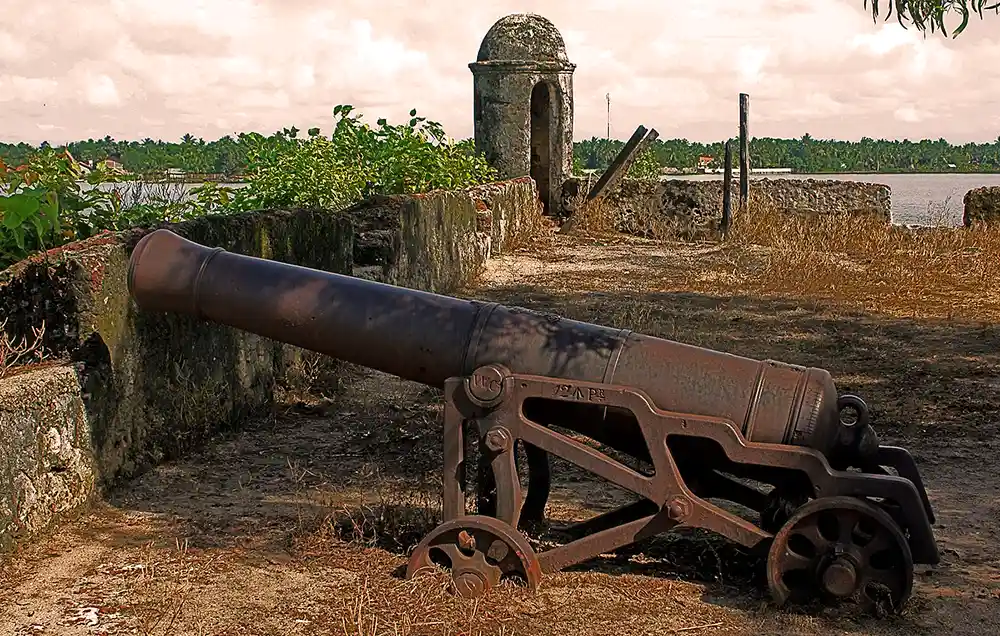 Batticaloa Dutch Fort Tours