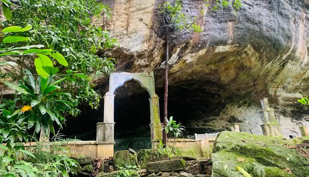 Belilena Cave Tours