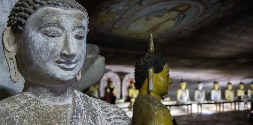 Dambulla Cave Temple Tours